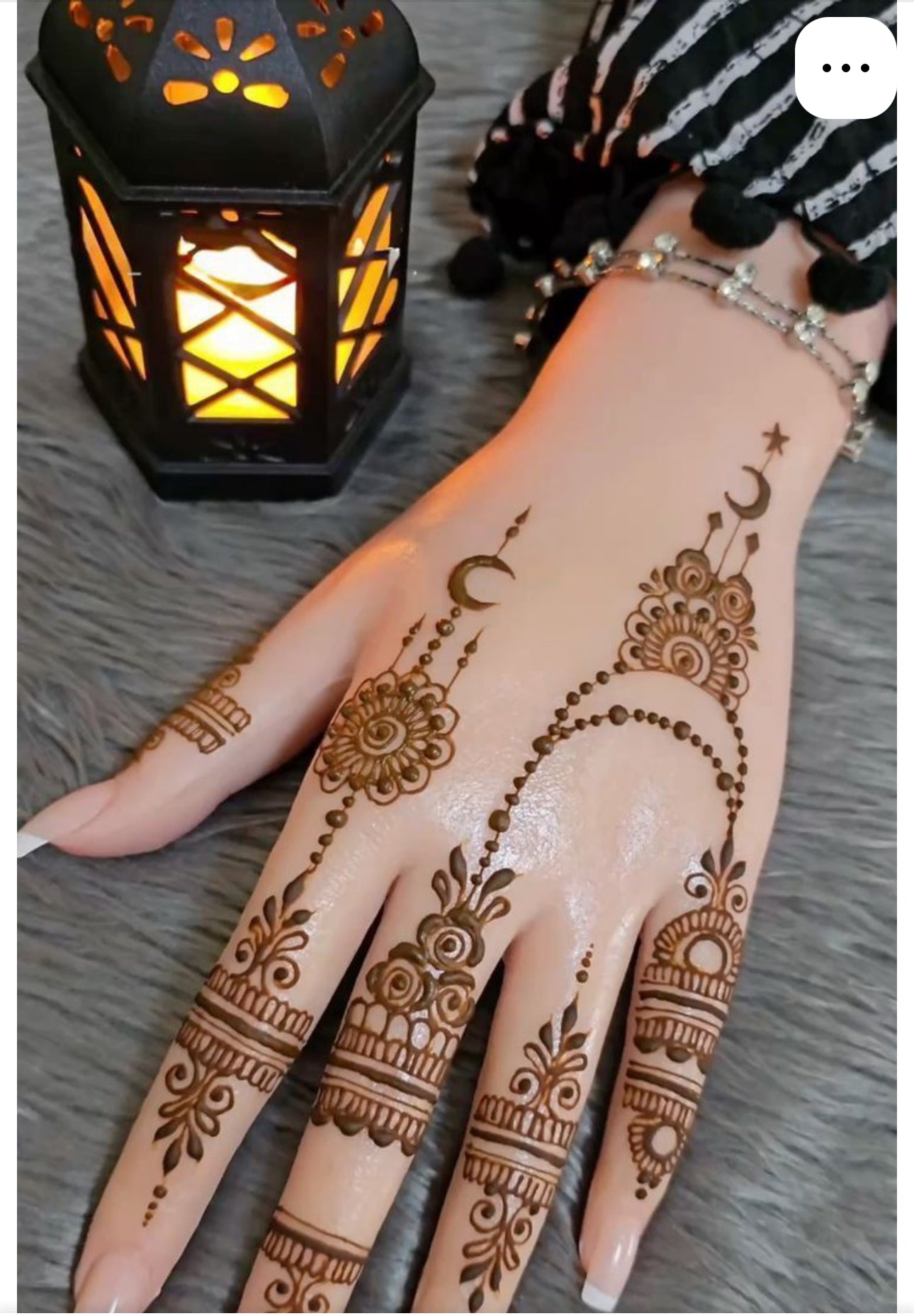 #sidra Aesthetic mehendi and catalog