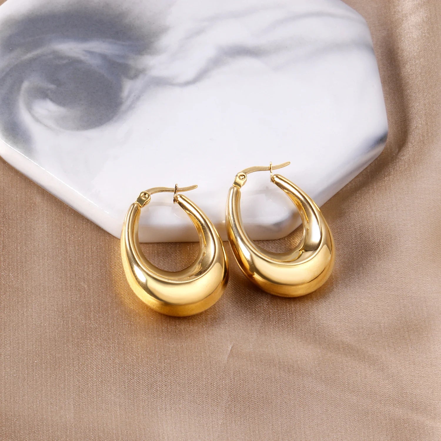 LUXUSTEEL Gothic Gold Color Oval Hoop Earrings For Women Stainless Steel Ear Jewelry Accessories Brinco Party Gift 10mm 13mm 20m