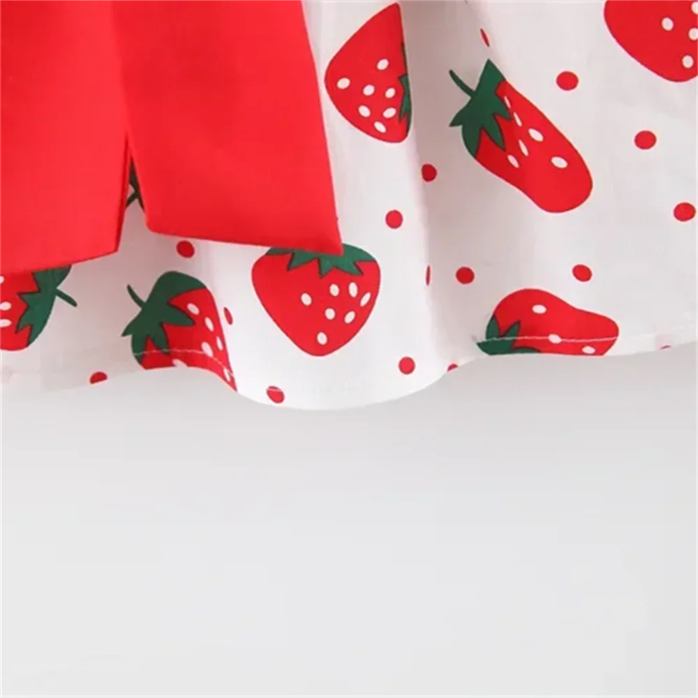 Summer Baby Girl Dress Sweet Hanging Strap Strawberry Print Big Bow Cotton Cloth Dress Comes with Same Hat as a Gift