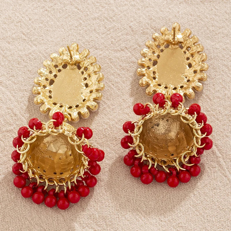 Vintage Waterdrop Design Inlaid Pearl Rhinestone Indian Earrings for Women Ethnic Boho Carved Small Bell Earrings Jhumka Jewelry