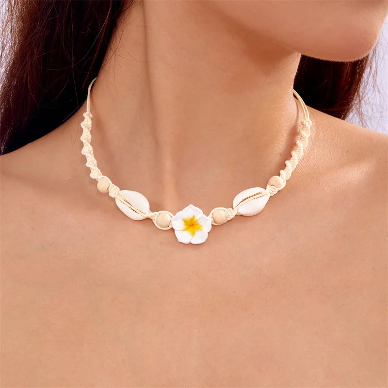 Bohemia Sea Shell Choker Necklace For Women Fashion Summer Sweet Flower Pendant Hand-woven Rope Neck Chain Jewelry Accessory