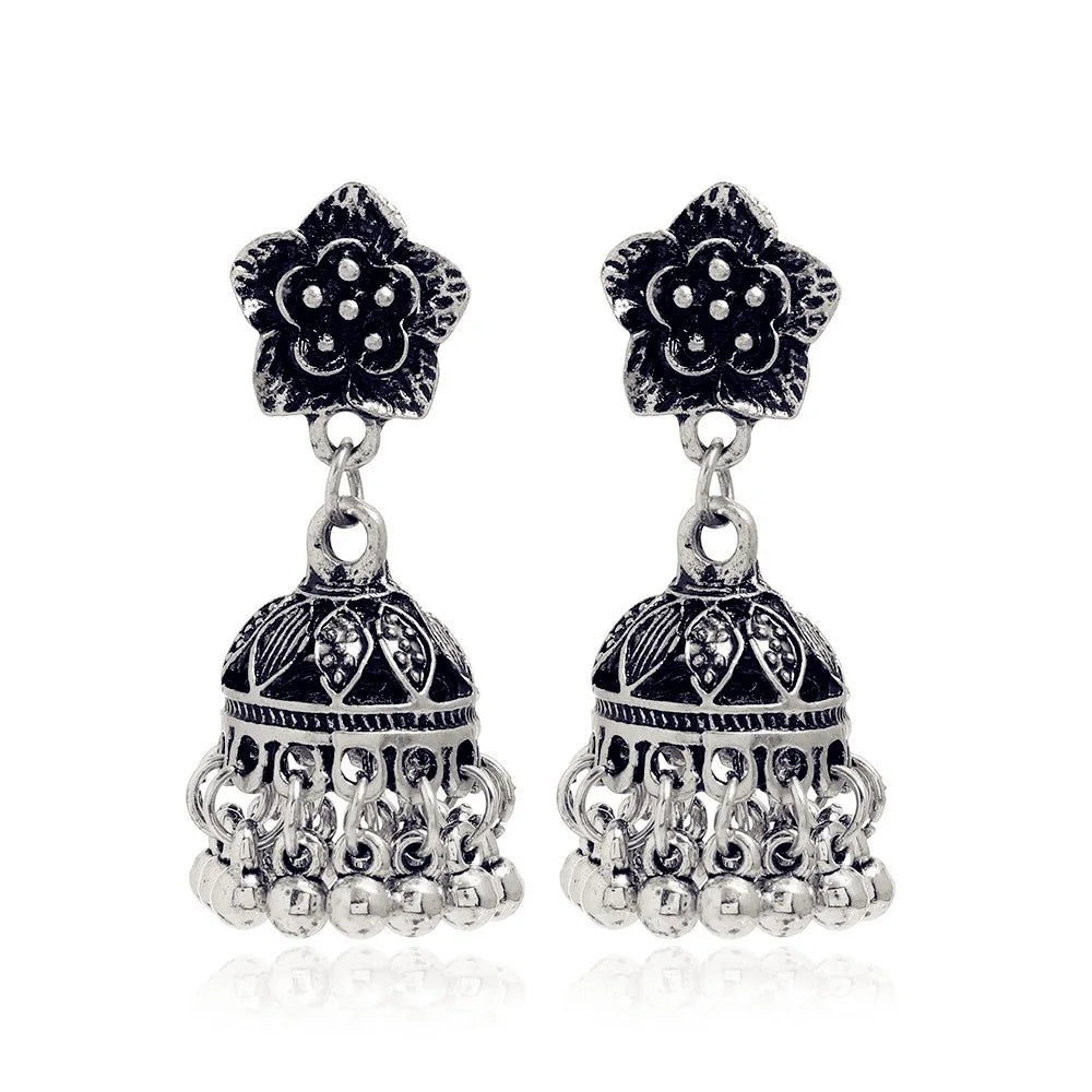 New Fashion Ethnic Style Alloy Retro Carved Beads Tassels Earrings Indian Jhumka Jewelry Women Daily Accessories
