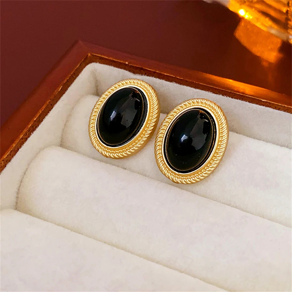 2024 New Retro Gold Color Metal Line Black Oval Shaped Stud Earrings for Women Advanced Design Elegant Young Girls Party Jewelry