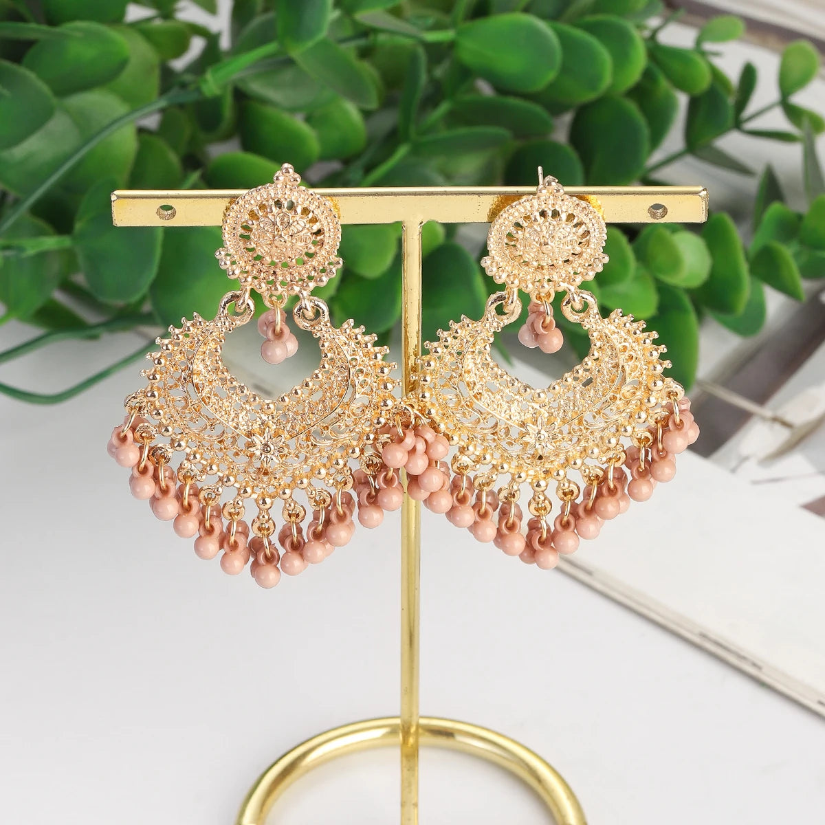Boho Gold Color Heart Shape Carved Flower Dangle Earrings for Women Indian Jhumka Earrings Retro Pink Beads Tassel Jewelry 2023