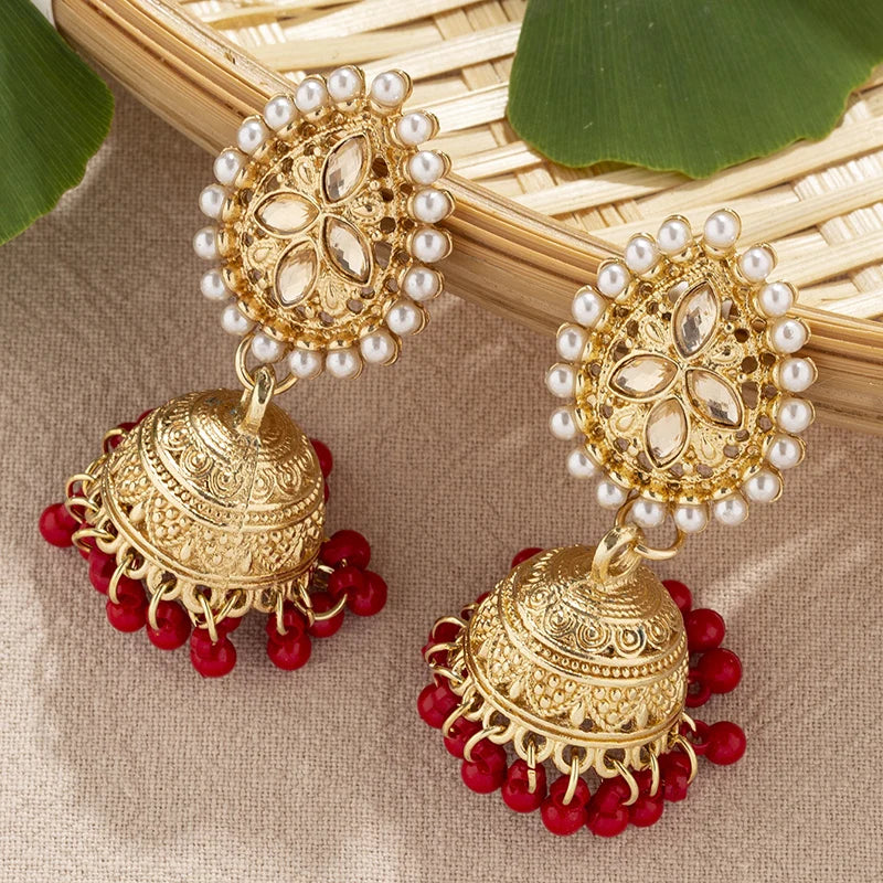 Vintage Waterdrop Design Inlaid Pearl Rhinestone Indian Earrings for Women Ethnic Boho Carved Small Bell Earrings Jhumka Jewelry