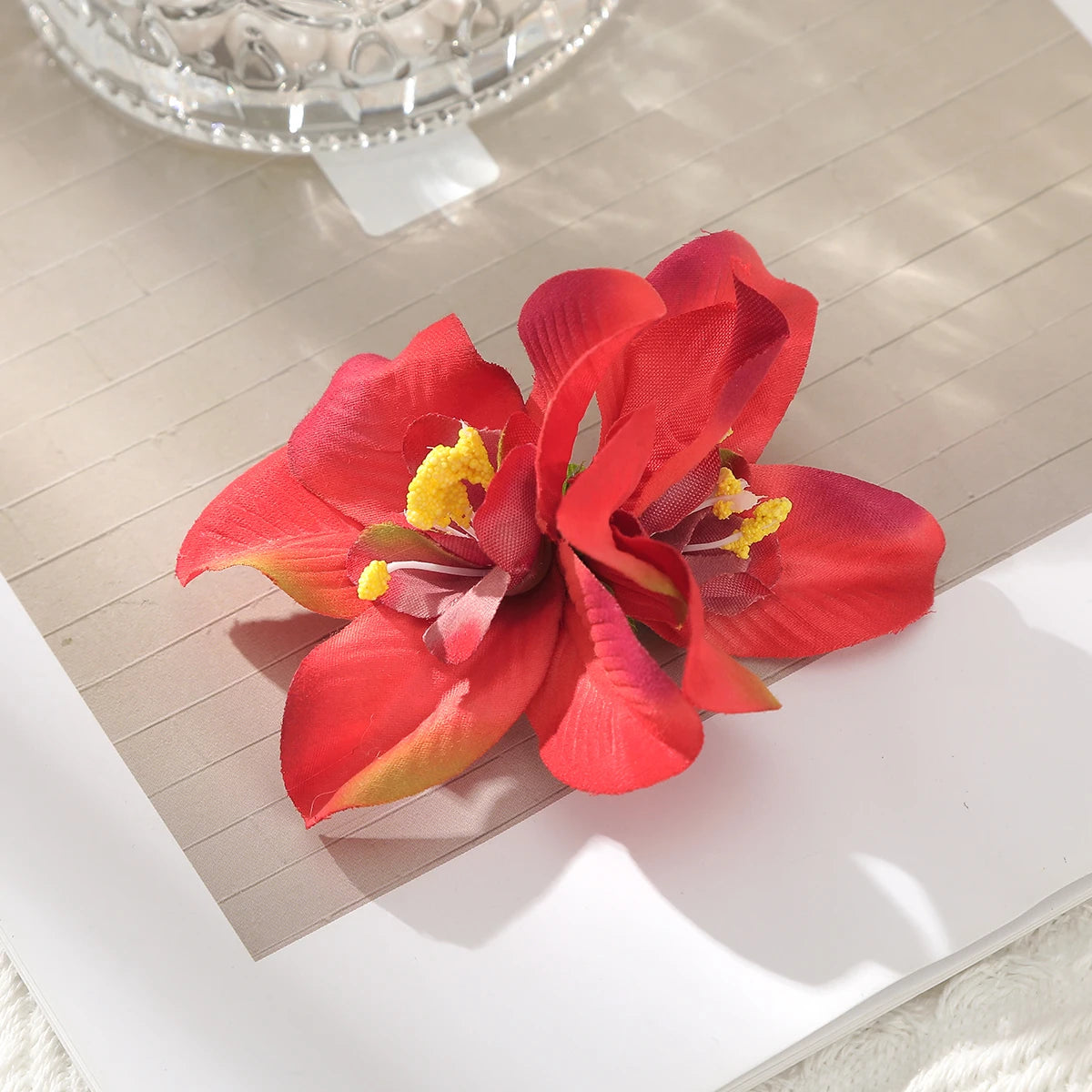 AWAYTR Elegant Bohemian Flower Small Hair Clips Faux Flower Side Pins Hairpin Vacation Beach Hair Accessories for Women