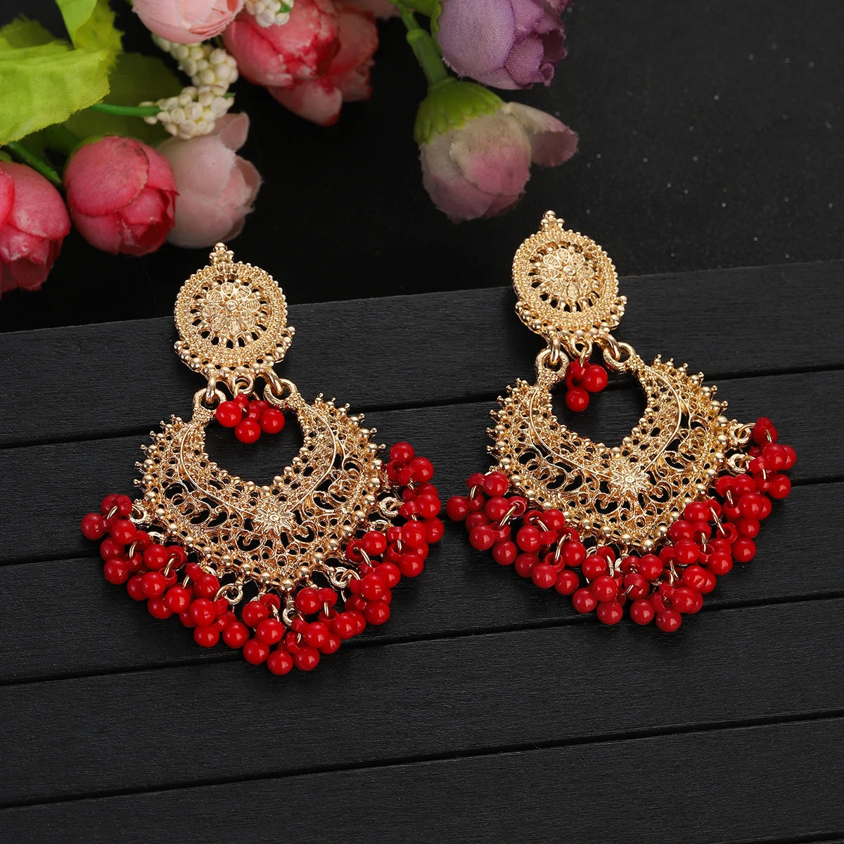 Boho Gold Color Heart Shape Carved Flower Dangle Earrings for Women Indian Jhumka Earrings Retro Pink Beads Tassel Jewelry 2023